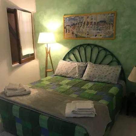 Casa La Pelosa Beach